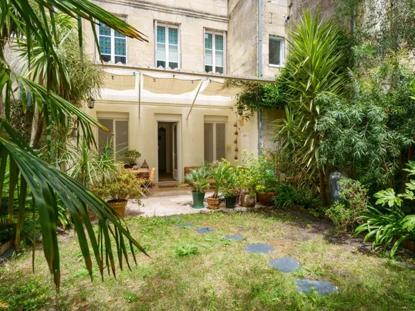 Vends Maison de caractère Saint Seurin 5 chambres - Jardin et garages en location
