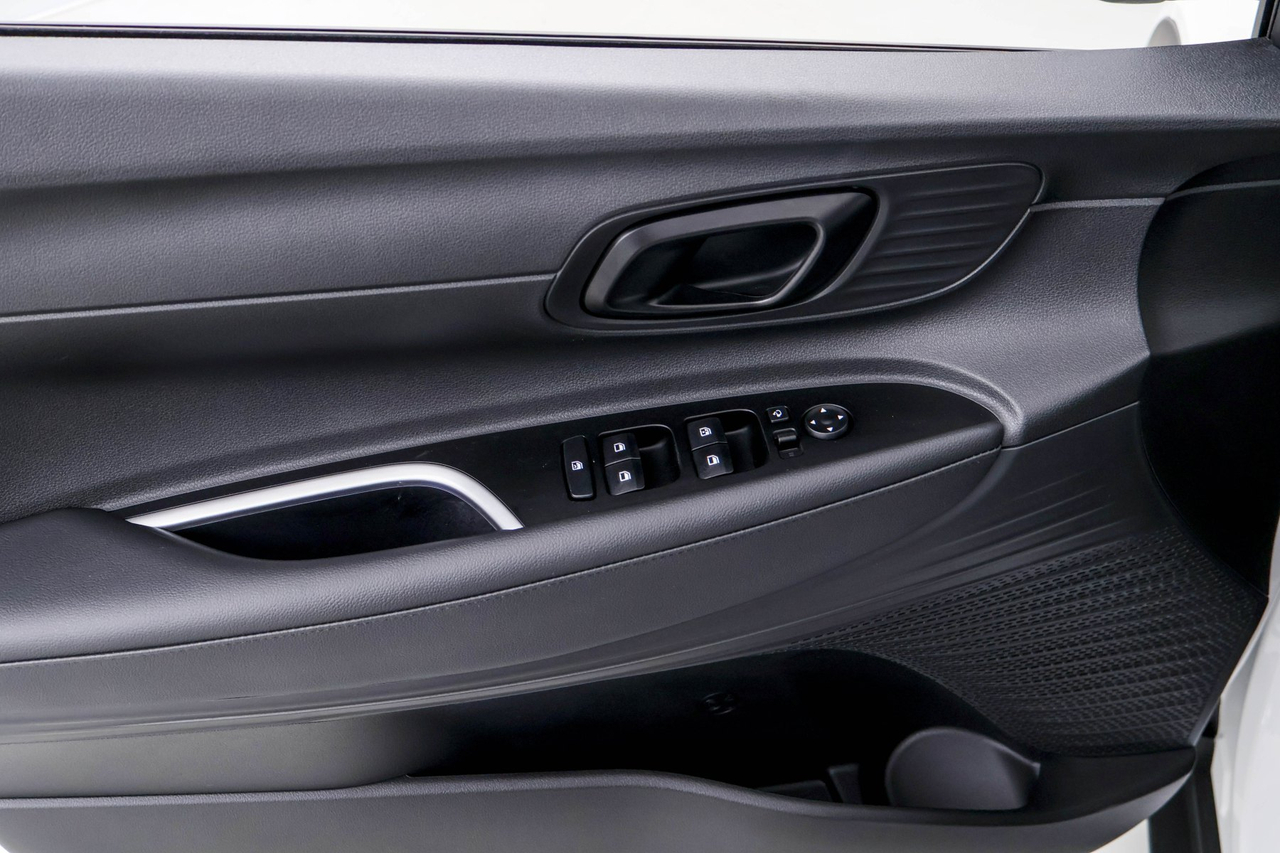 Hyundai BAYON — photo 16