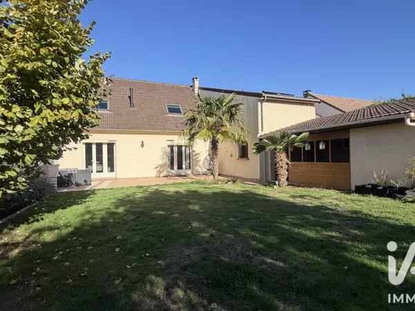 Maison 8 pièces 146 m²