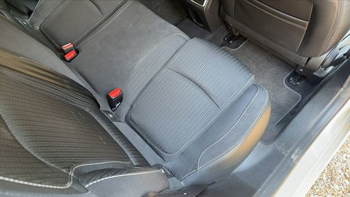 Renault Megane Estate 1.5 Blue dCi 115 - Business – 2018 – 160144 km – Diesel – Boîte Manuelle — photo 13