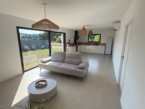 Maison neuve de plain-pied - 90 m² - Terrain de 504 m² - Bougue (Landes) - 249 000