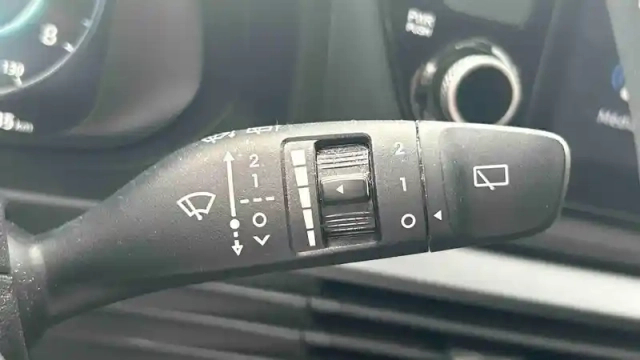 Hyundai I20 1.0 t-gdi 100 dct-7 hybrid 48v — photo 19