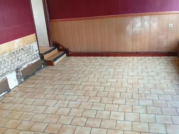 Local commercial 95 m²