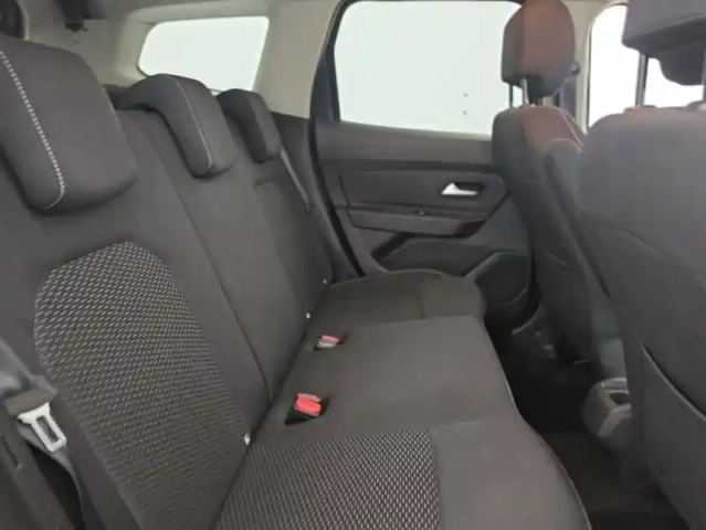 Dacia Duster 1.0 tce 100ch confort 4x2 suréquipé — photo 55
