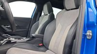 Peugeot 2008 e-2008 136ch GT Pack — photo 9