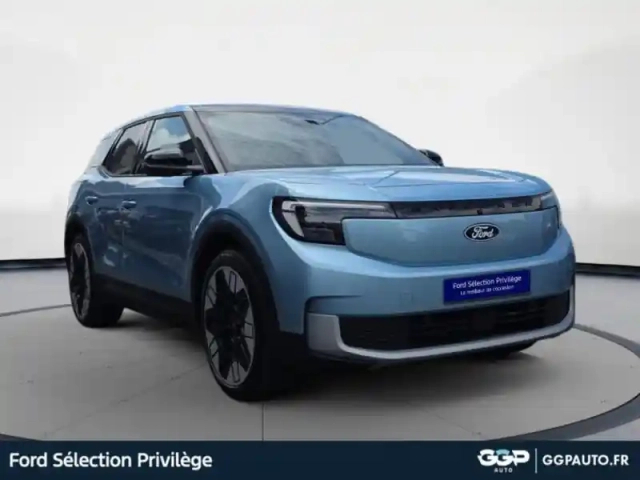 Ford Explorer 286ch extended range 79kwh pack premium rwd — photo 7