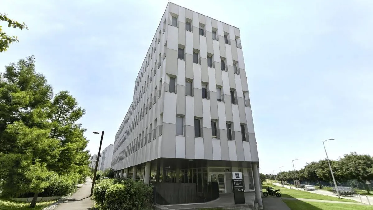 Photo 2