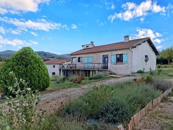Ensemble Immobilier à LABRUGUIERE