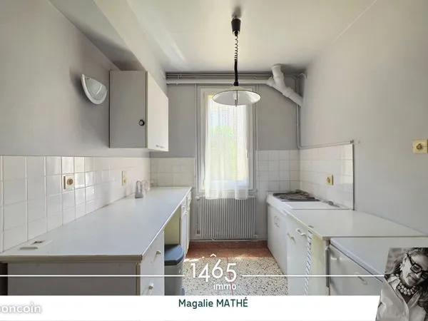 Immeuble 8 pièces 132 m²
