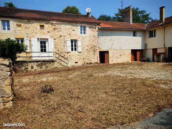 Maison de 240m2 sur 7 hectares de terrain en pleine nature