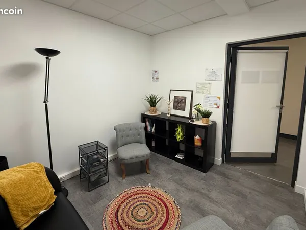 Bureau 10 m² à louer - Le Centralis, Saint-Marcellin