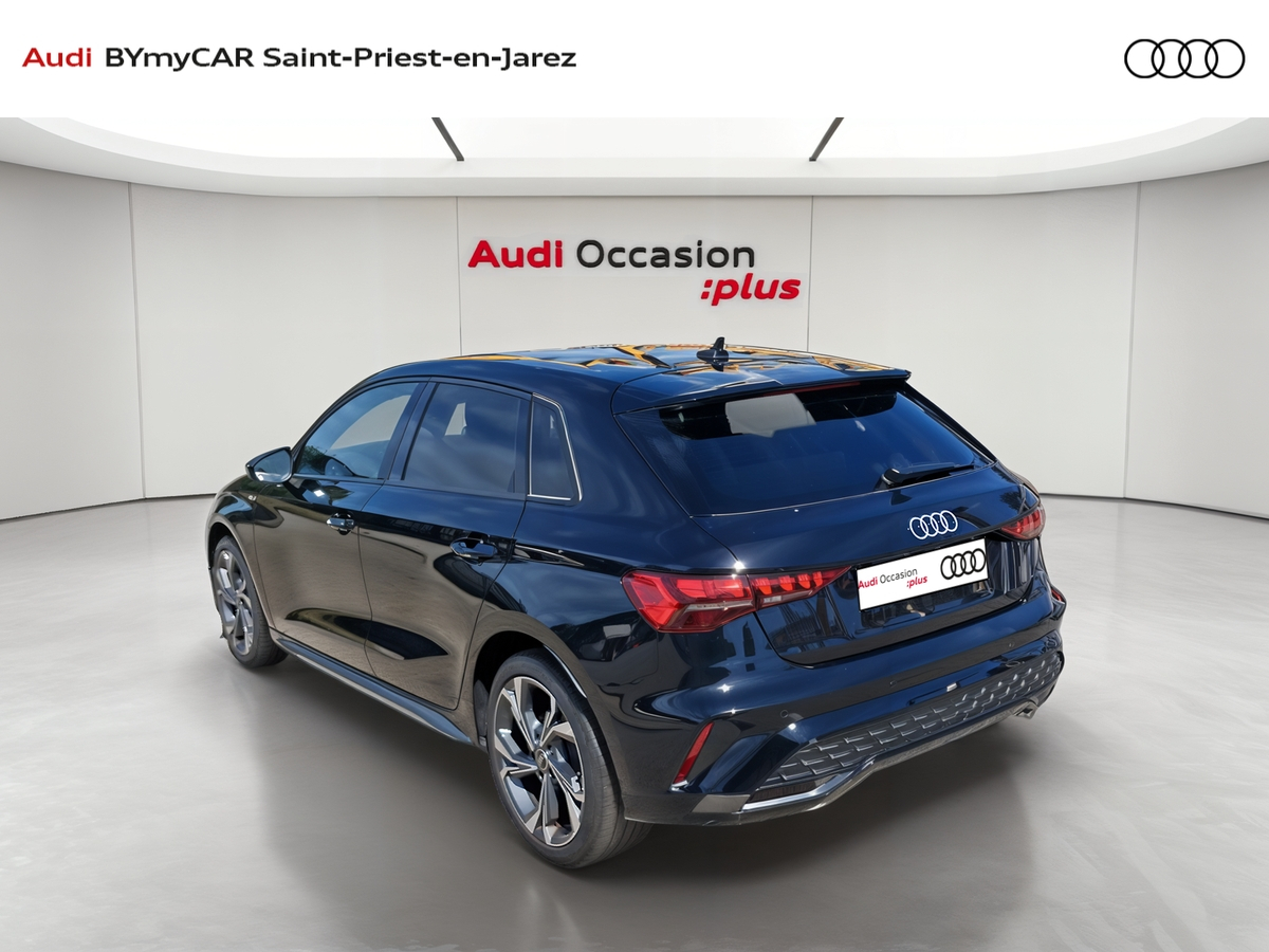 Audi A3 Sportback TFSI Mild Hybrid 150 S tronic 7 — photo 3