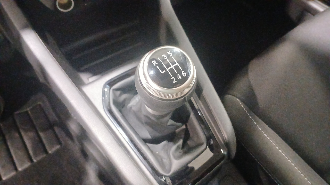 Renault Clio TCe 90 ch GSR2 — photo 20