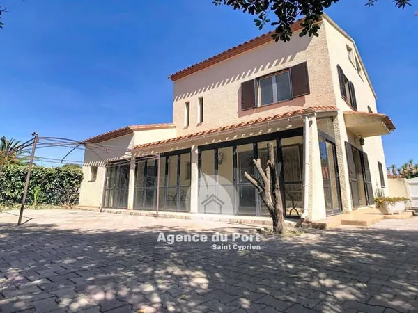 Maison 5 pièces 137 m²
