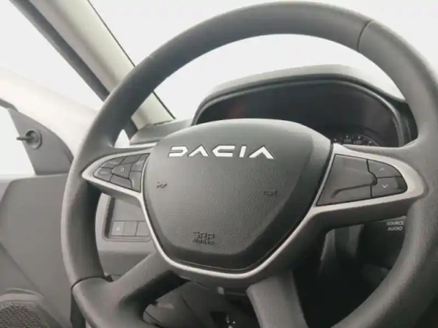 Dacia Duster 1.0 eco-g 100ch essentiel 4x2 — photo 30