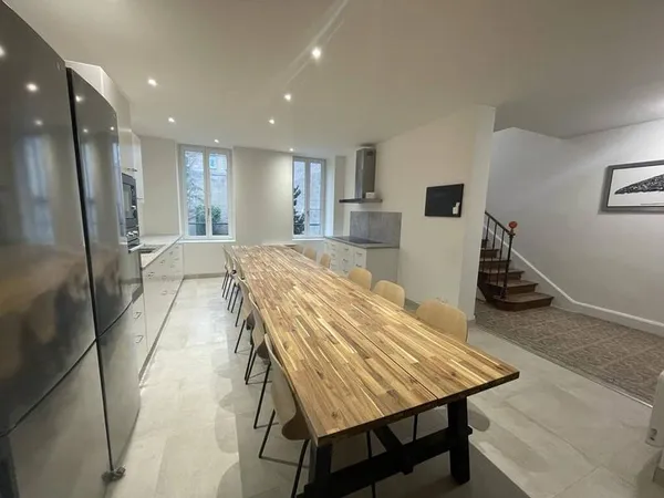 Maison 9 pièces 180 m²