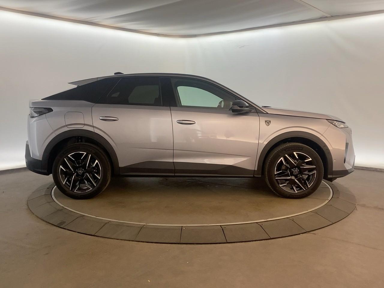 Peugeot 3008 hybrid 145 e-dcs6 gt — photo 4