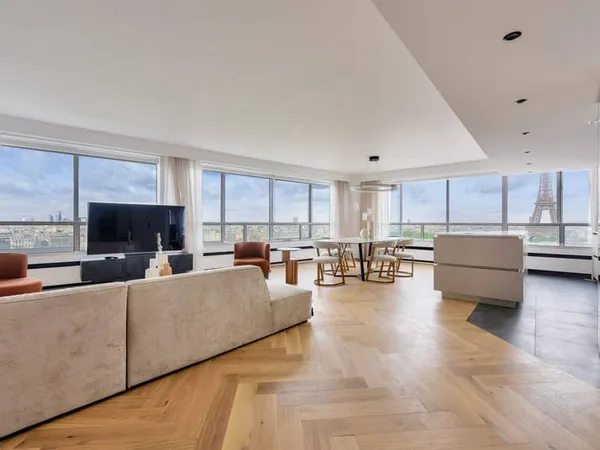 Appartement 5 pièces 130 m²