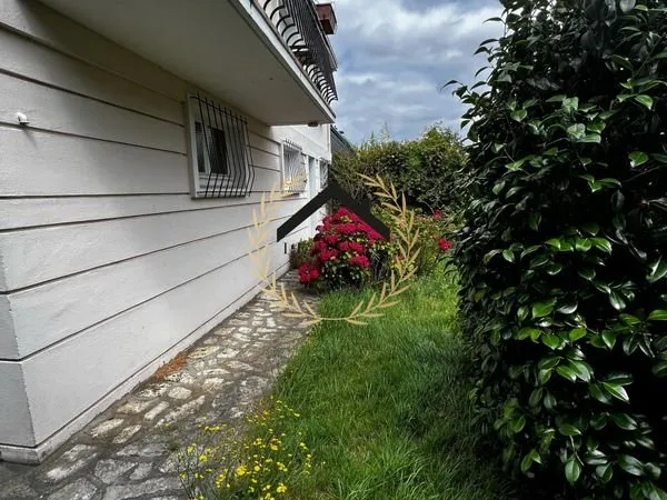 Pavillon 7 pièces 110 m²