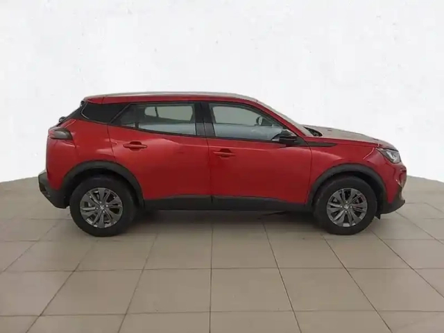 Peugeot 2008 puretech 130 s&amp;s bvm6 — photo 4
