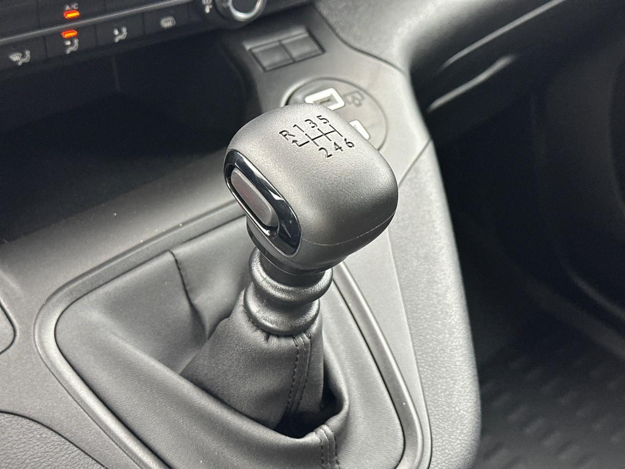Citroën Berlingo van m diesel 100 ch manuelle — photo 29