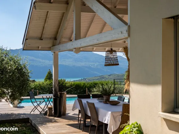 Maison 6 pièces 288 m²