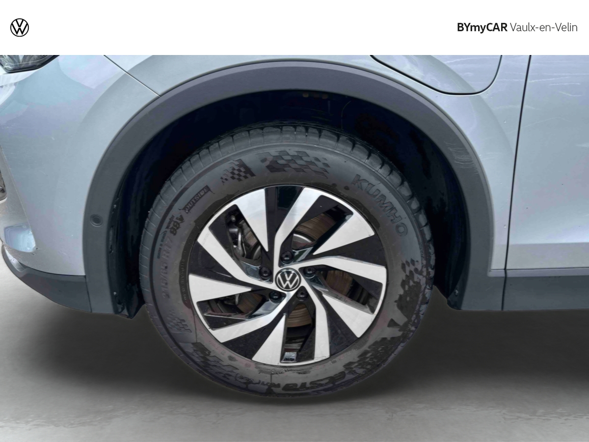 Volkswagen Tiguan 1.5 eHybrid 204ch DSG6 — photo 17