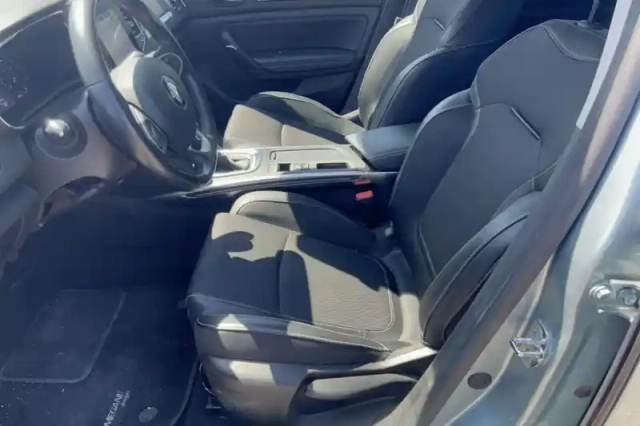 Renault Megane mégane iv berline tce 140 edc fap — photo 10
