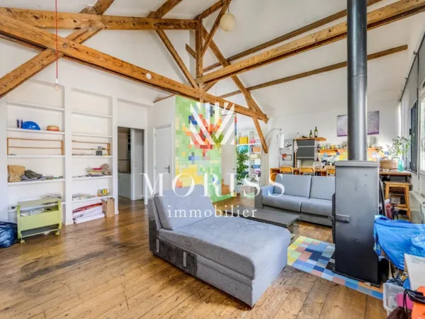 MAISON ATYPIQUE / LOFT FAMILIAL - MONTREUIL RUE PAUL BERT