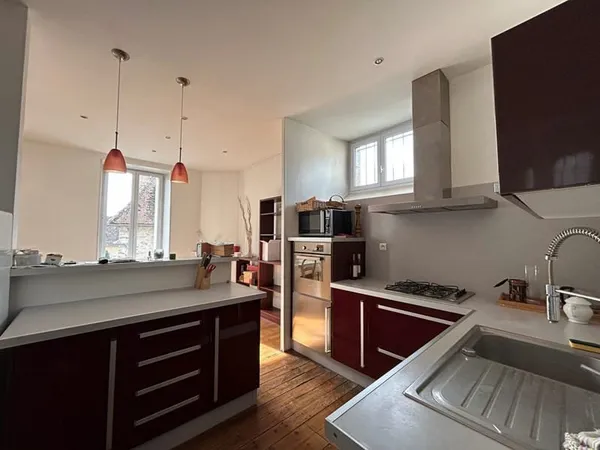 Maison Masseret 6 pièce(s) 171 m2