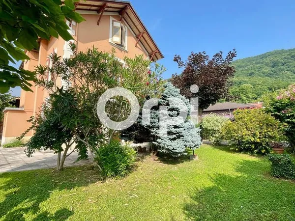 Maison 6 pièces 151 m²
