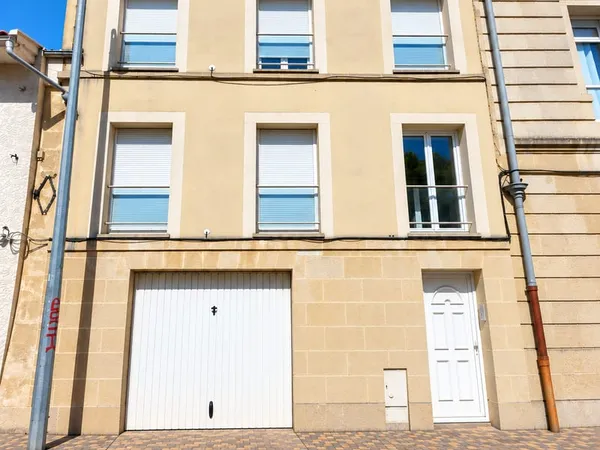 Immeuble de rapport 100 m²