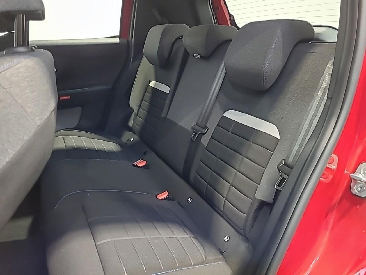 Citroën C3 turbo 100 ch manuelle plus — photo 13