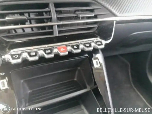 Peugeot 208 1.2 puretech 100ch s&amp;s style eat8 — photo 14