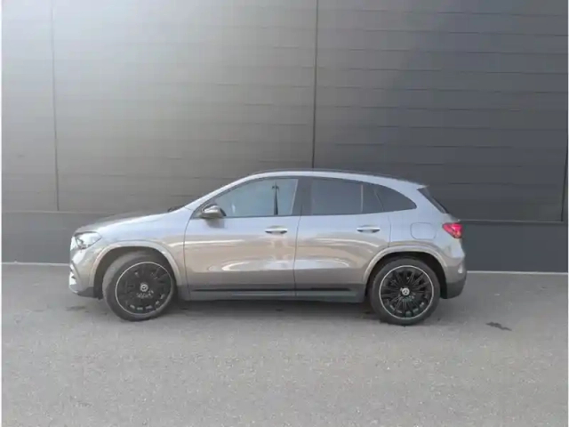 Mercedes Gla 180 d — photo 2