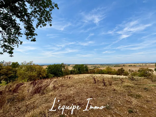 Terrain de 2000 m2 en campagne avec vue dégagée