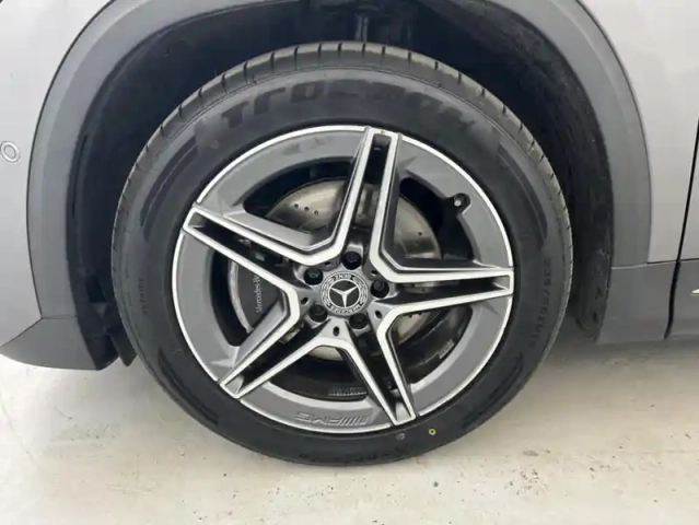 Mercedes Gla 200 7g-dct amg line 5p — photo 19