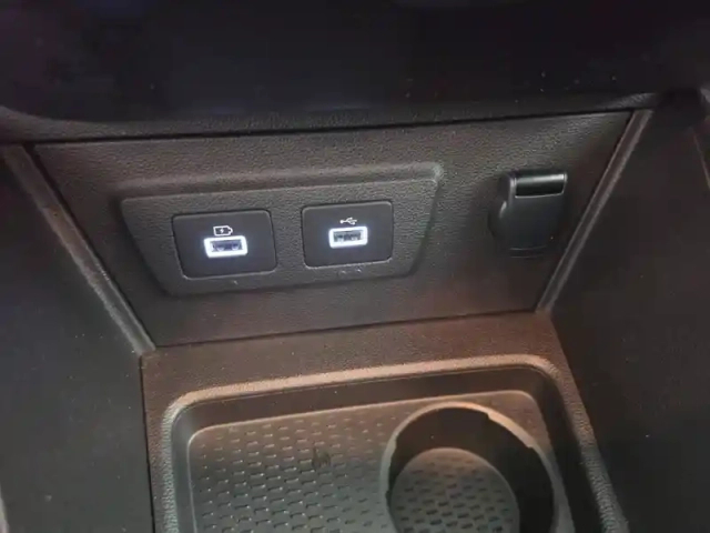 Dacia Duster eco-g 100 4x2 — photo 42