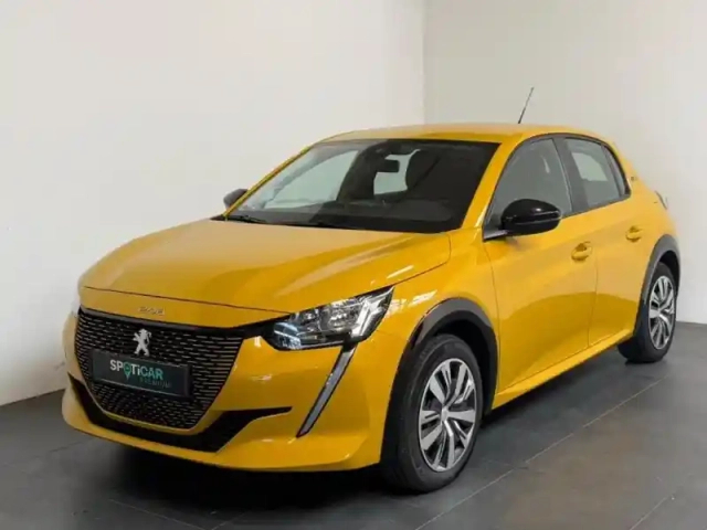 Peugeot 208 e- 136ch like soh 99 %