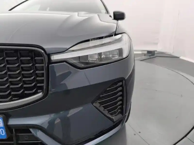 Volvo Xc60 t6 awd hybride rechargeable 253 ch+145 ch geartronic 8 plus style dark — photo 14