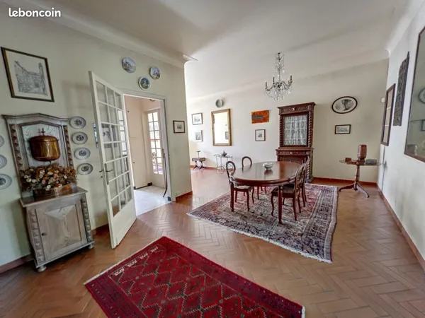 Maison 6 pièces 208 m²