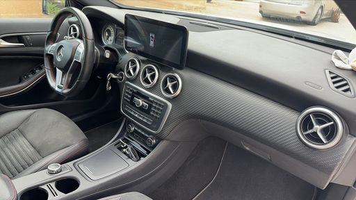 Mercedes Classe A 220 CDI 170 7G-Tronic - Fascination – 2013 – 161900 km – Diesel – Boîte Automatique — photo 27
