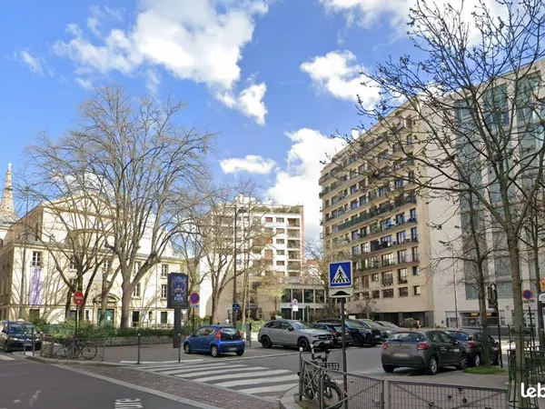 Place de parking - métro Félix Faure