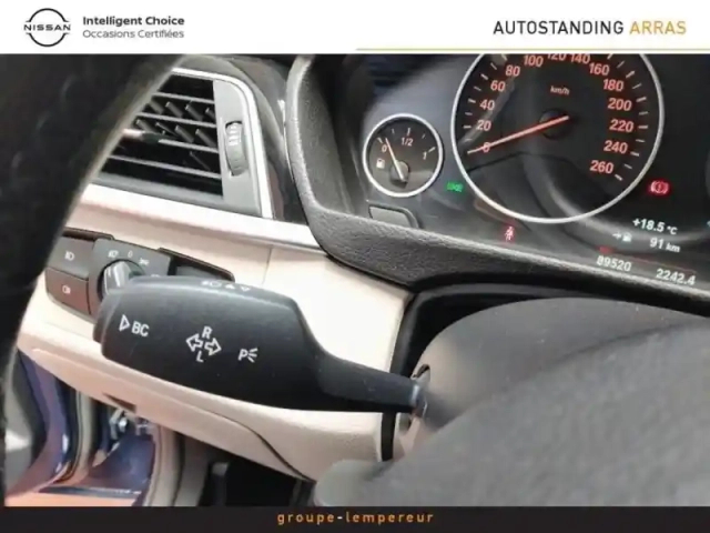 Bmw Serie 3 série 3 318i 136ch luxury — photo 15