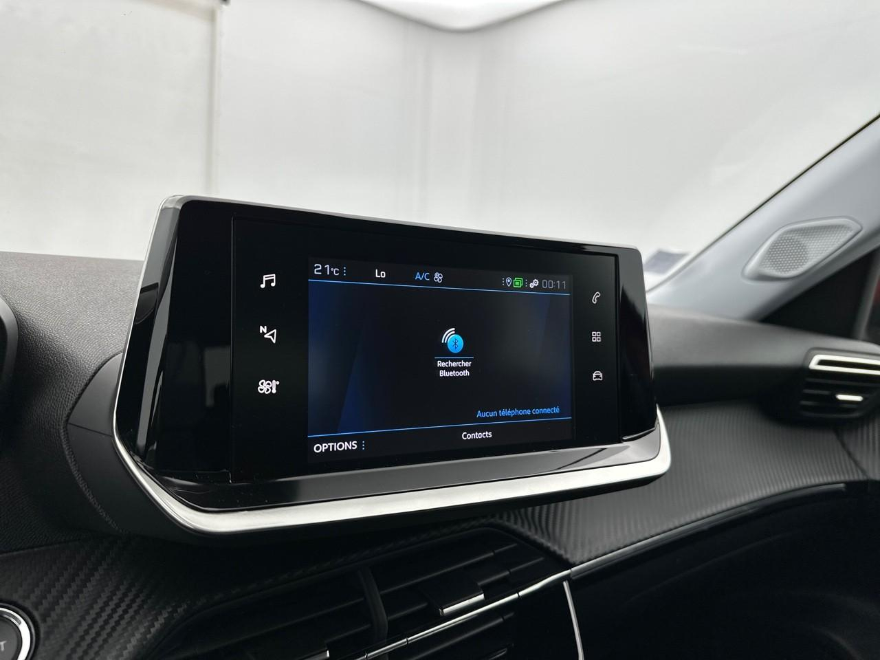 Peugeot 2008 puretech 130 s&s bvm6 allure — photo 23