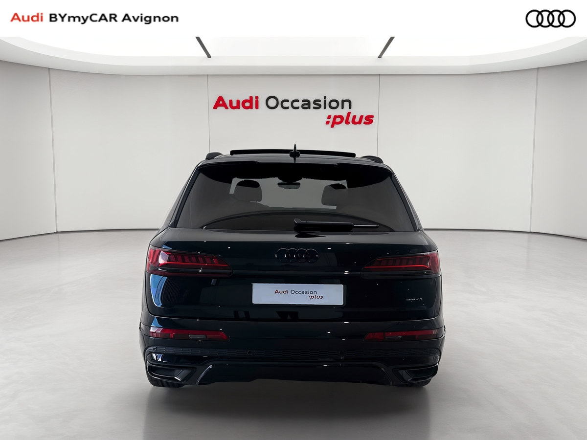 Audi Q7 55 TFSI e 380 Tiptronic 8 Quattro — photo 4