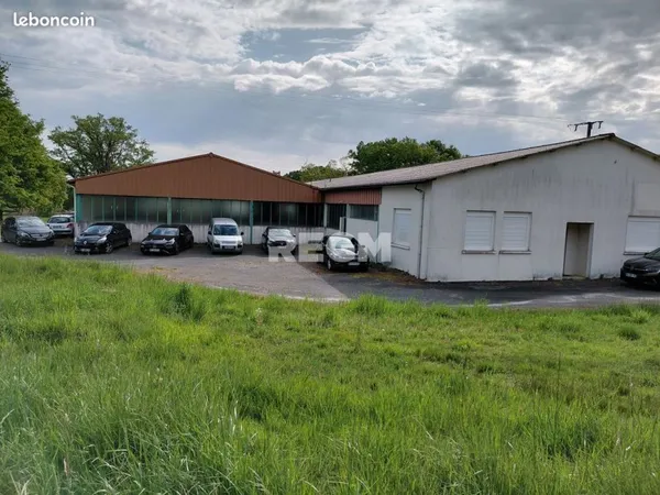 Parking/box 2320 m² Thiviers