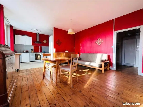 Location à l année F2