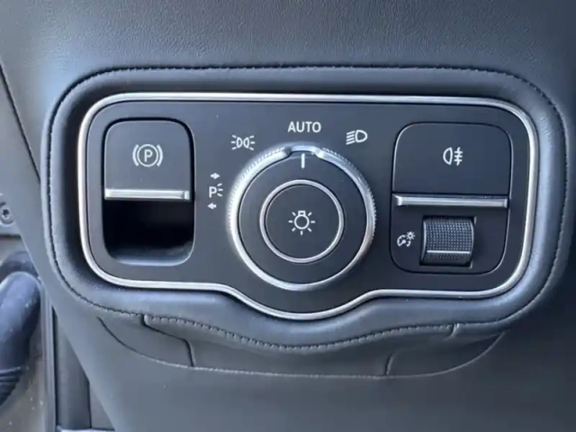 Mercedes Cla g 580 avec technologie eq edit — photo 20