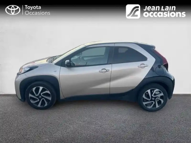 Toyota Aygo X 1.0 vvt-i 72 — photo 8